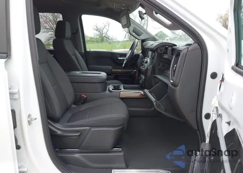 2021 Chevrolet Silverado 1500 4Wd Short Bed Rst from USA, damaged, VIN 3GCUYEEDXMG229600